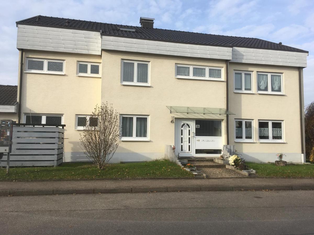 Apartmentbuymetzingen Riederich Exterior photo